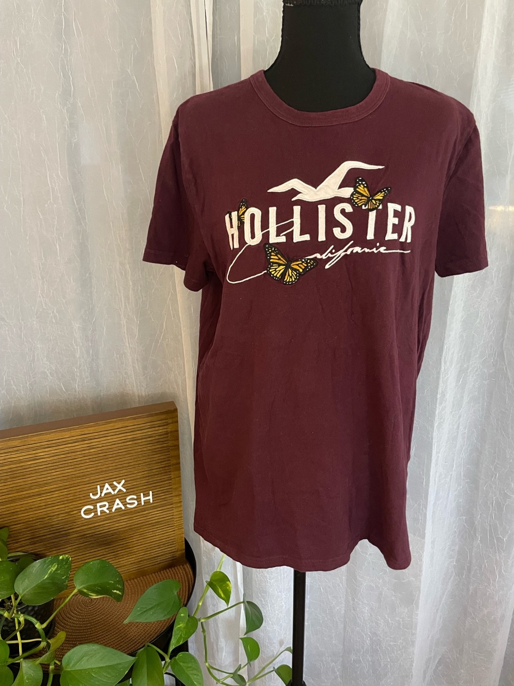 Hollister women’s Maroon Logo Tee with Butterfly Accents